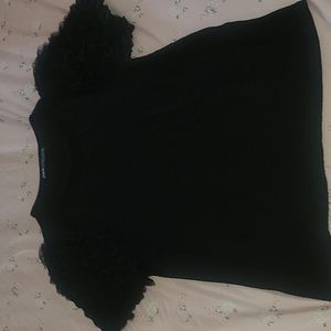 Zara puffy sleeve top
